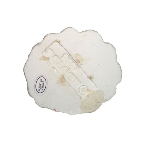 Vintage 1995 Village Square Woman Carrying Groceries Mervyns Christmas Holiday - Picture 6 of 6